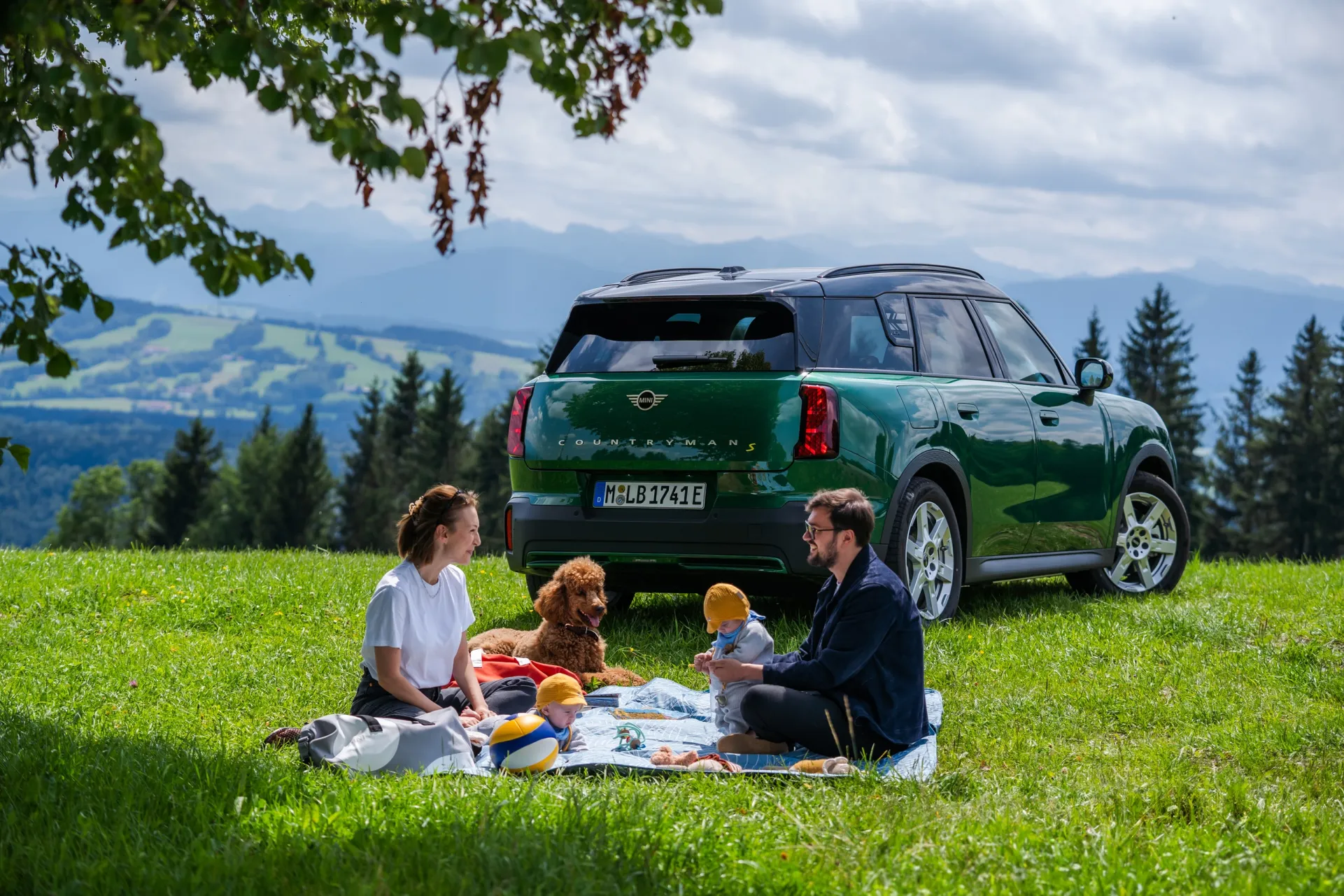 Small in Size, Big on Style: BMW Mini Collections Small in Size, Big on Style: BMW Mini Collections