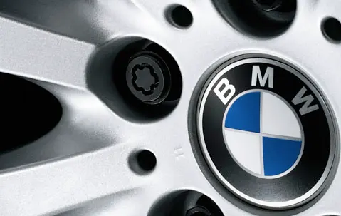 BMW Wheel Locks Set