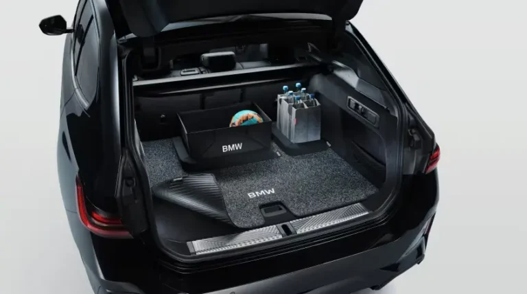 Fitted Luggage Compartment Reversible Car Boot Mat