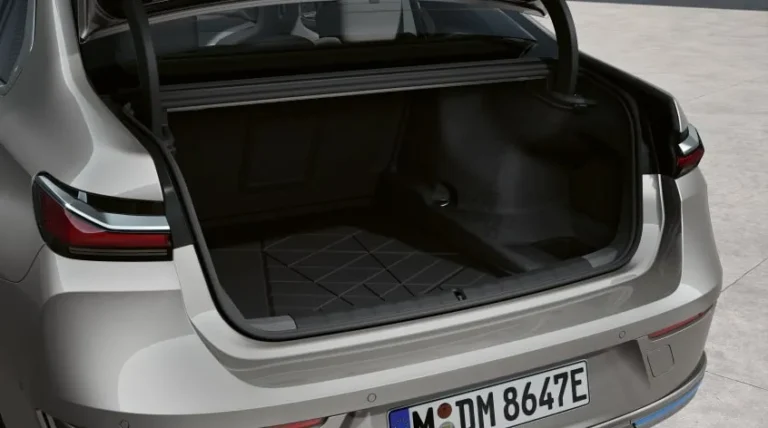 Fitted Luggage Compartment Mat