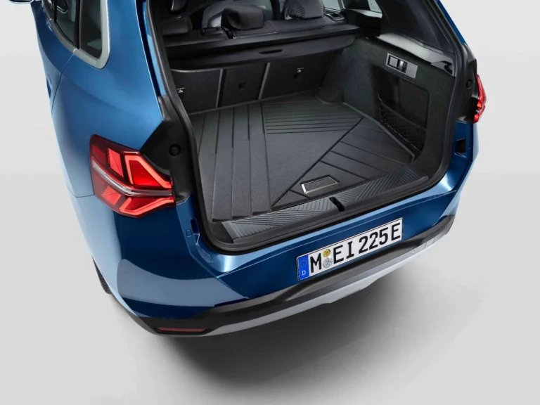 Fitted Luggage Compartment Mat