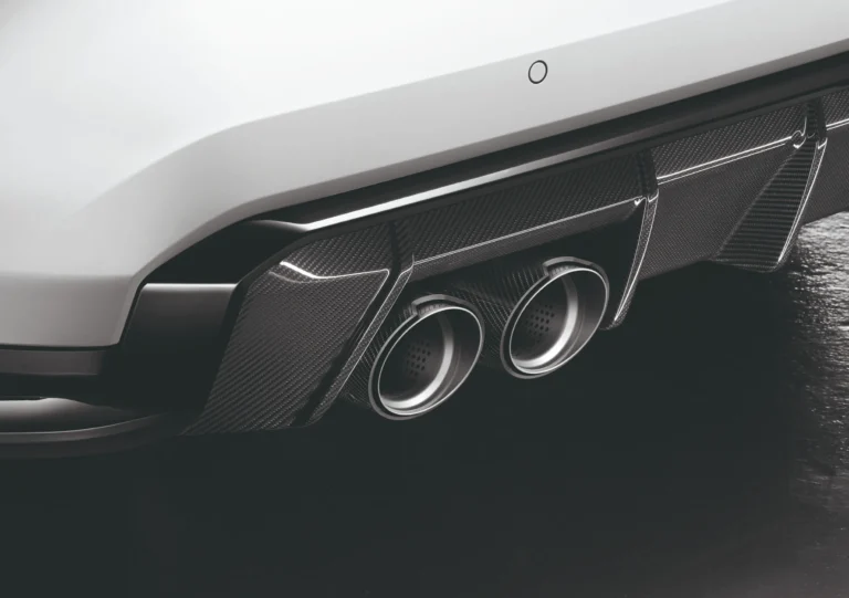 Left Tailpipe Carbon Fibre Trim